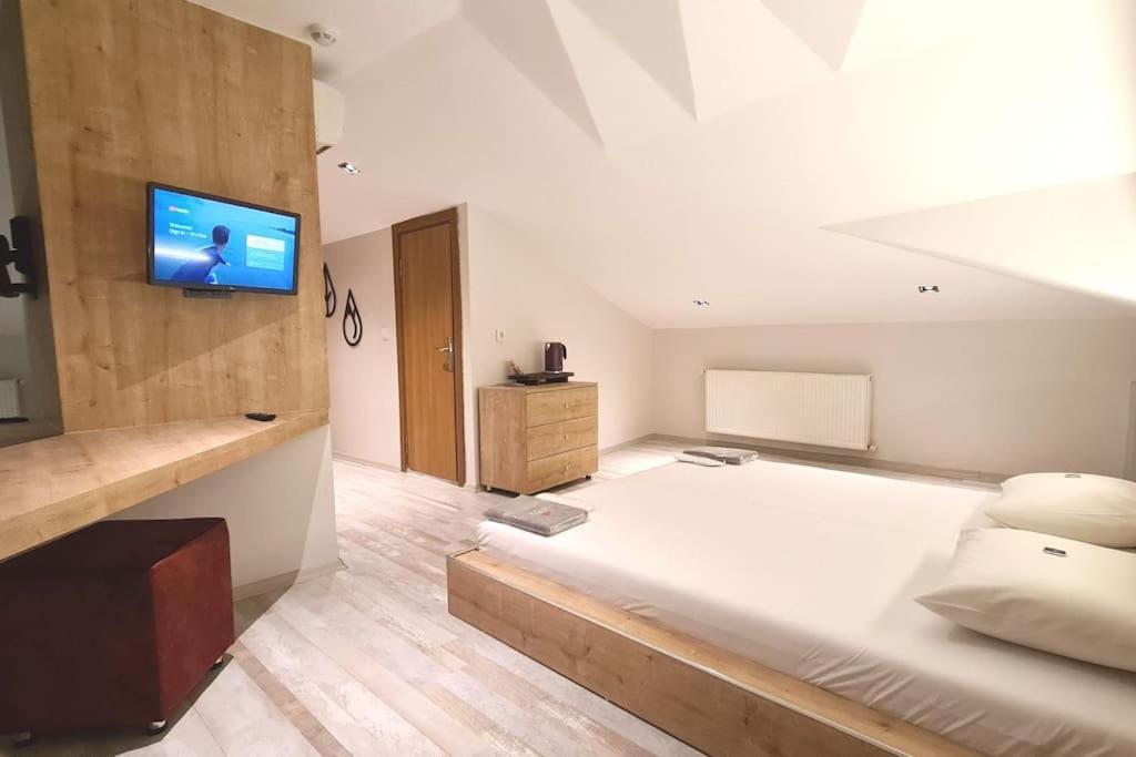 Hotel Social House Mil Istanbul Exterior foto