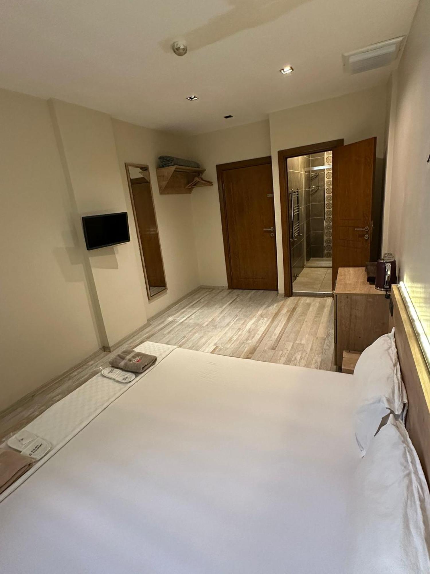 Hotel Social House Mil Istanbul Exterior foto